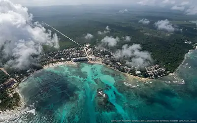 Illustration aérienne de la plage Pamul, Riviera Maya, Caraïbes mexicaines