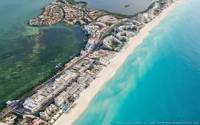 Ilustración aérea de la playa Playa Marlín, Cancún, Caribe Mexicano