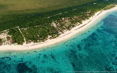 Illustration aérienne de la plage Playa Paraiso Tulum, Tulum, Caraïbes mexicaines