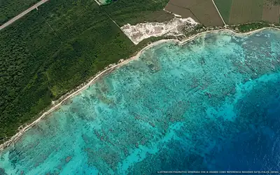 Illustration aérienne de la plage Punta Brava, Puerto Morelos, Caraïbes mexicaines