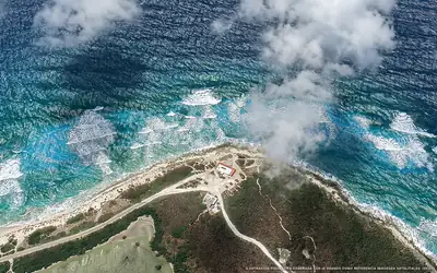 Ilustración aérea de la playa Punta Celarain, Cozumel, Caribe Mexicano