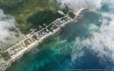 Illustration aérienne de la plage Tulsayab, Tulum, Caraïbes mexicaines