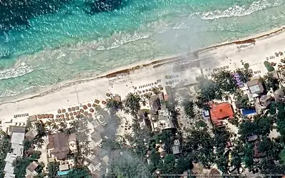 Illustrazione aerea di Alaya Tulum, Tulum (spiaggia Playa Del Pueblo), Caraibi messicani