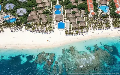 Illustrazione aerea di Allegro Playacar, Playa del Carmen (spiaggia Playacar), Caraibi messicani