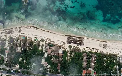 Illustrazione aerea di Amansala, Tulum (spiaggia Playa Del Pueblo), Caraibi messicani