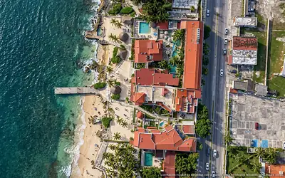 Ilustración aérea de Cozumel Hotel & Resort, Cozumel (playa Playa Caletita), Caribe Mexicano