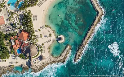 Illustrazione aerea di Dreams Aventuras Riviera Maya, Puerto Aventuras (spiaggia Playa Catalonia), Caraibi messicani