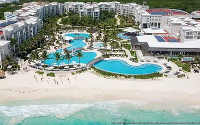 Illustrazione aerea di Dreams Jade, Puerto Morelos (spiaggia Punta Cielo), Caraibi messicani