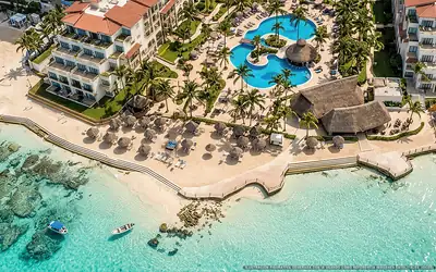 Illustration aérienne de Fiesta Americana Cancún Villas, Isla Mujeres (plage Playa Riu Palace), Caraïbes mexicaines