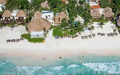 Illustration aérienne de Hotel Esencia, Puerto Aventuras (plage Xpu Ha), Caraïbes mexicaines