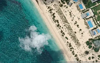 Illustrazione aerea di Hotel Riu Latino, Isla Mujeres (spiaggia Playa Mujeres), Caraibi messicani