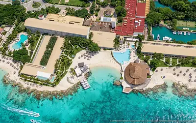 Ilustración aérea de InterContinental Presidente Cozumel, Cozumel (playa Intercontinental Cozumel), Caribe Mexicano