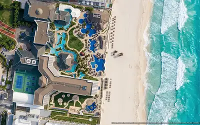 Illustration aérienne de JW Marriott Cancún, Cancún (plage Playa Ballenas), Caraïbes mexicaines