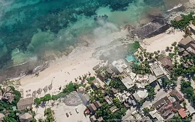Illustrazione aerea di La Posada del Sol, Tulum (spiaggia Azulik), Caraibi messicani
