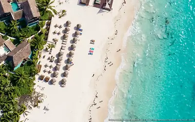 Illustrazione aerea di Tago Tulum, Tulum (spiaggia Playa Del Pueblo), Caraibi messicani