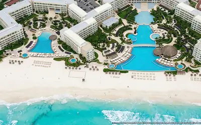 Illustrazione aerea di The Westin Lagunamar Ocean Resort, Cancún (spiaggia Playa Marlin), Caraibi messicani