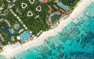 Illustration aérienne de Valentin Imperial Riviera Maya, Puerto Morelos (plage Playa Del Secreto), Caraïbes mexicaines